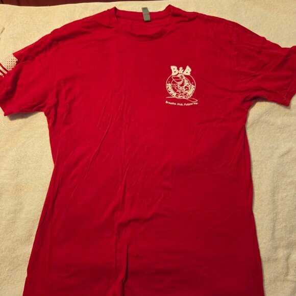 B&B Scuba tshirt, mens large, like new red color - Picture 1 of 2